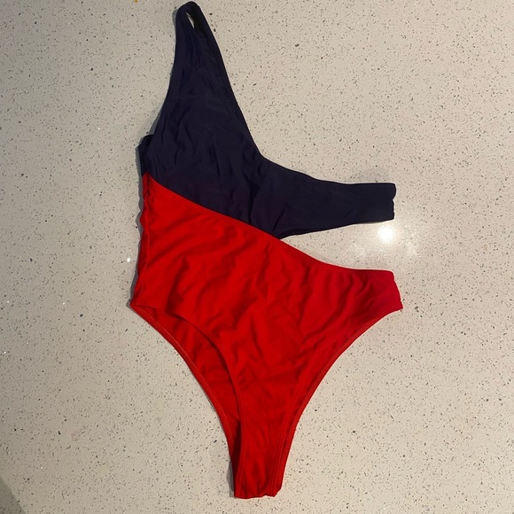 Chic Blue and Red One-Shoulder Swimsuit - Picture 1 of 2
